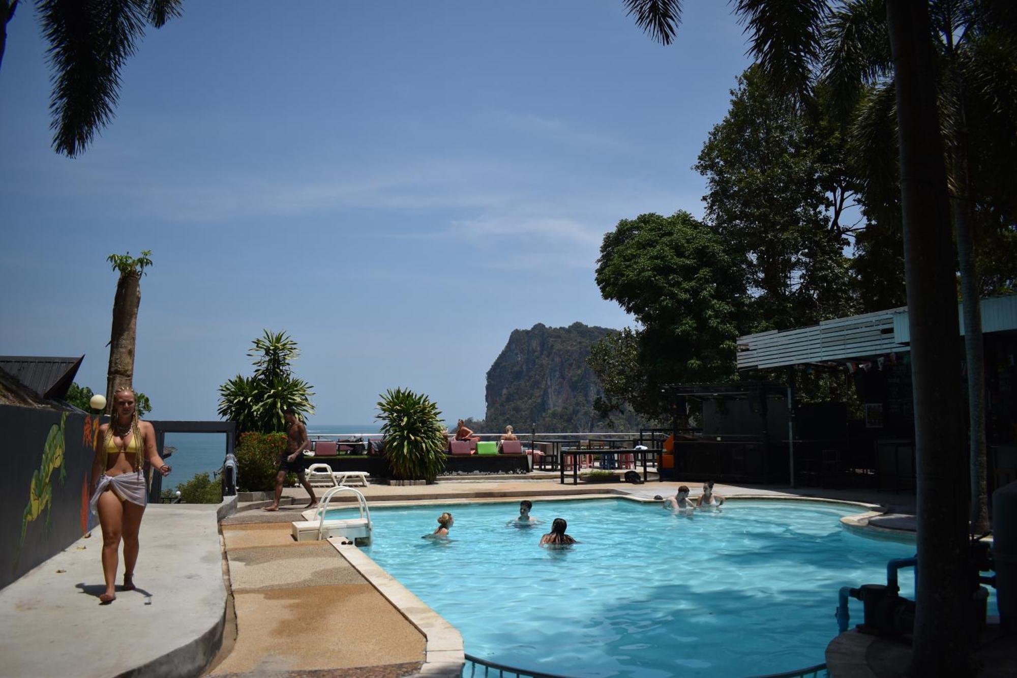 Blanco Hideout Railay - Youth Hostel 18 To 35 Only Dış mekan fotoğraf